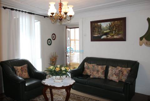 Moradia T3 Venda em Celeirós,Sabrosa