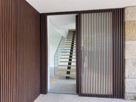 Moradia T4+1 Venda em Borbela e Lamas de Olo,Vila Real