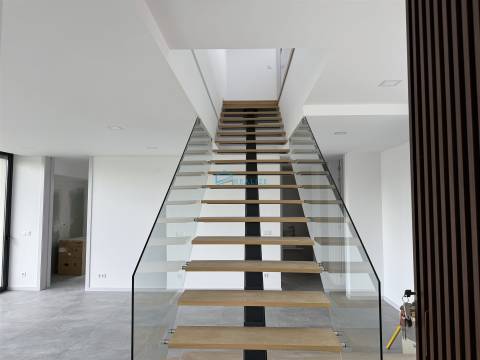 Moradia T4+1 Venda em Borbela e Lamas de Olo,Vila Real