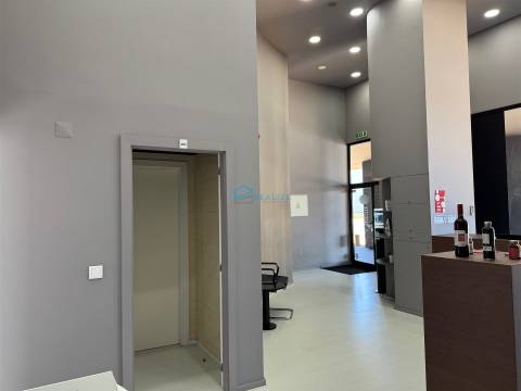 Loja  Arrendamento em Vila Real (Nossa Senhora da Conceição, São Pedro e São Dinis),Vila Real