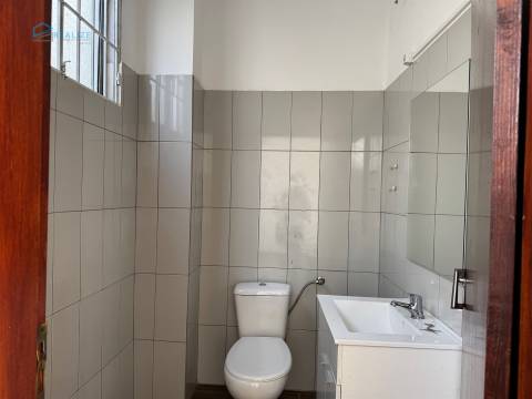 Loja  Arrendamento em Vila Real (Nossa Senhora da Conceição, São Pedro e São Dinis),Vila Real