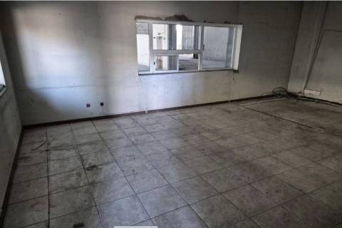 Armazém / Pavilhão