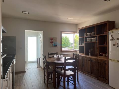 Andar Moradia T3 Venda em Vila Real (Nossa Senhora da Conceição, São Pedro e São Dinis),Vila Real