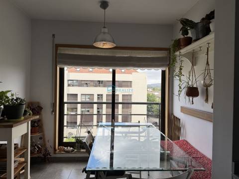 Apartamento T5 Venda em Vila Real (Nossa Senhora da Conceição, São Pedro e São Dinis),Vila Real
