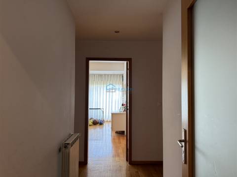 Apartamento T5 Venda em Vila Real (Nossa Senhora da Conceição, São Pedro e São Dinis),Vila Real