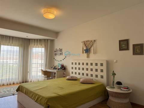 Apartamento T5 Venda em Vila Real (Nossa Senhora da Conceição, São Pedro e São Dinis),Vila Real