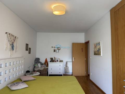 Apartamento T5 Venda em Vila Real (Nossa Senhora da Conceição, São Pedro e São Dinis),Vila Real