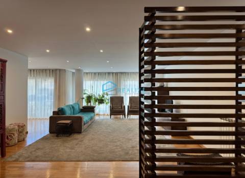 Apartamento T5 Venda em Vila Real (Nossa Senhora da Conceição, São Pedro e São Dinis),Vila Real