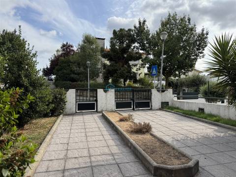 Moradia Geminada T3 Venda em Mateus,Vila Real