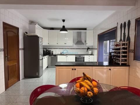 Moradia Geminada T3 Venda em Mateus,Vila Real