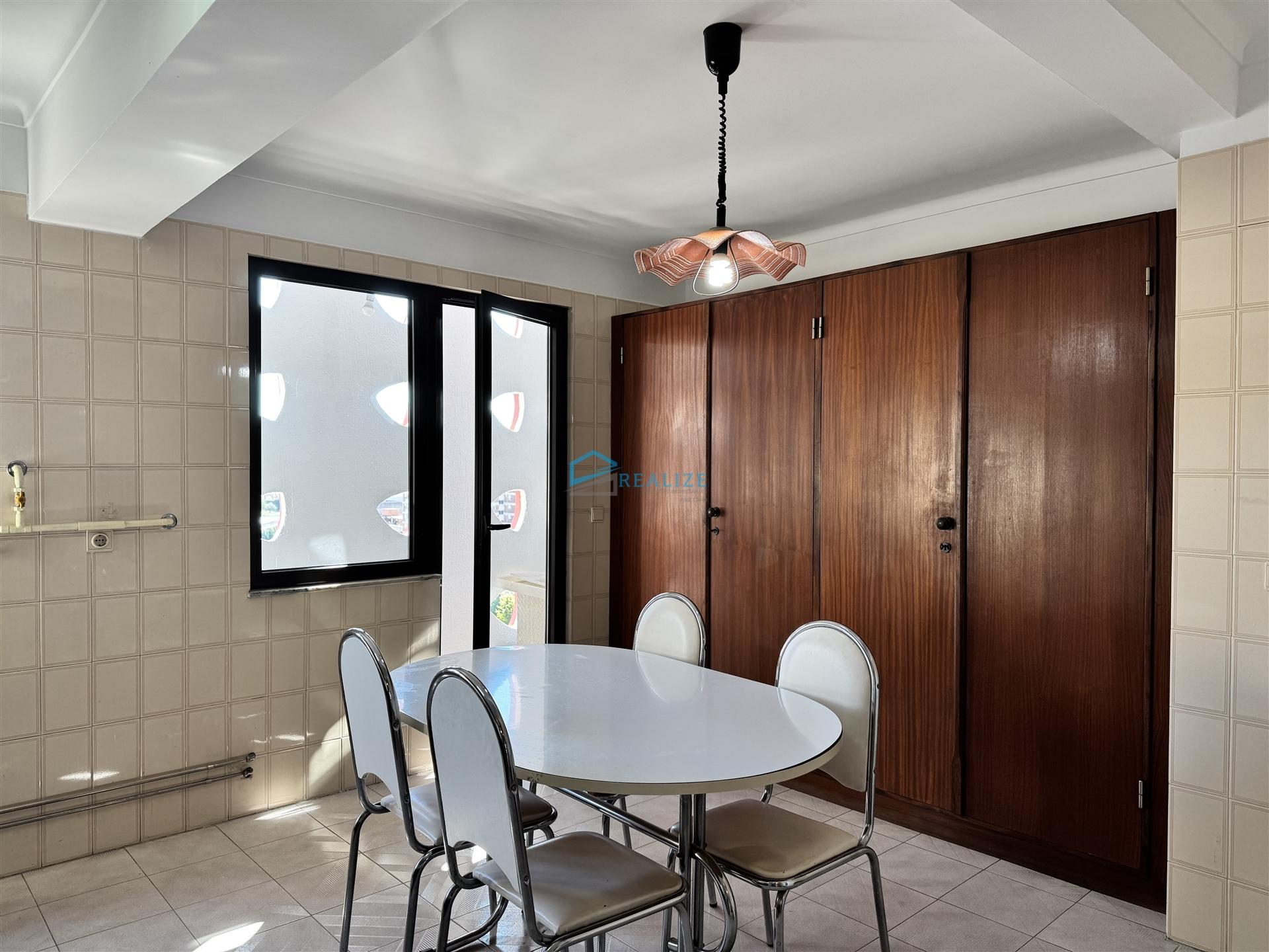 Apartamento T3 Arrendamento em Vila Real (Nossa Senhora da Conceição, São Pedro e São Dinis),Vila Real