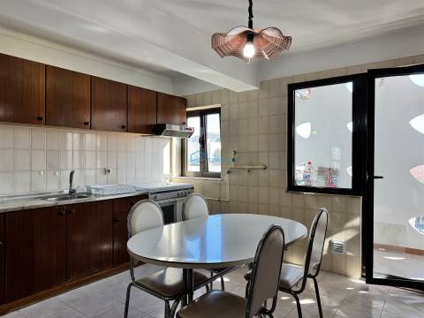 Apartamento T3 Arrendamento em Vila Real (Nossa Senhora da Conceição, São Pedro e São Dinis),Vila Real