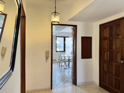 Apartamento T3 Arrendamento em Vila Real (Nossa Senhora da Conceição, São Pedro e São Dinis),Vila Real