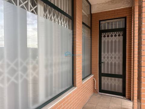 Loja  Arrendamento em Vila Real (Nossa Senhora da Conceição, São Pedro e São Dinis),Vila Real