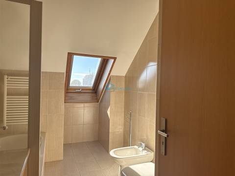 Apartamento T5 Venda em Vila Real (Nossa Senhora da Conceição, São Pedro e São Dinis),Vila Real