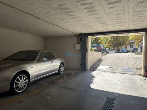 Apartamento T5 Venda em Vila Real (Nossa Senhora da Conceição, São Pedro e São Dinis),Vila Real