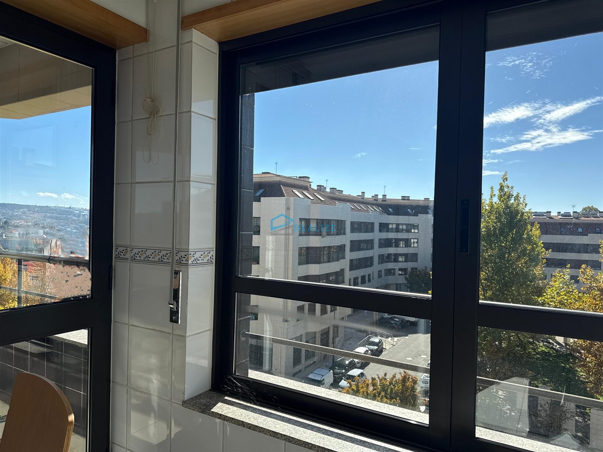 Apartamento T5 Venda em Vila Real (Nossa Senhora da Conceição, São Pedro e São Dinis),Vila Real