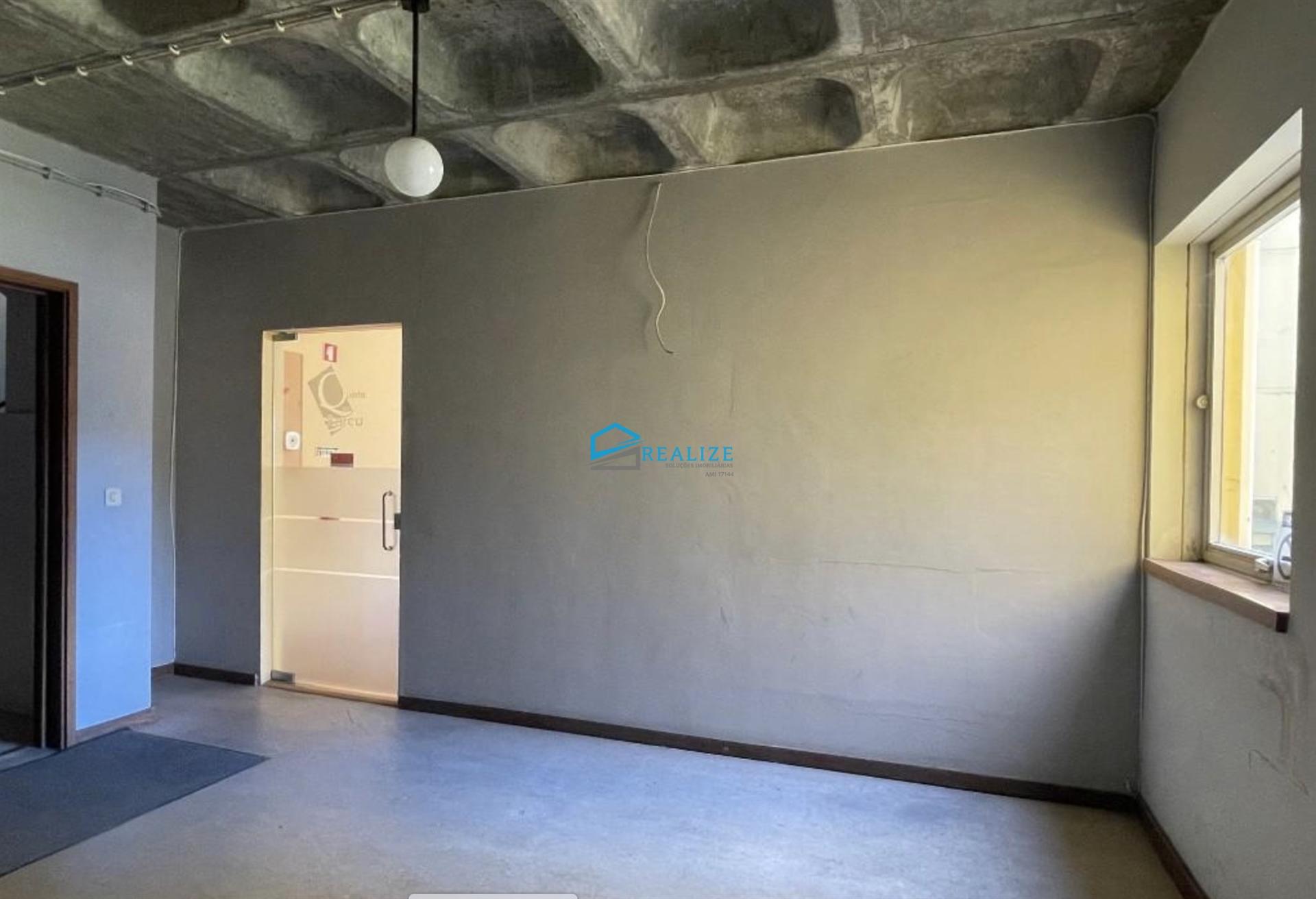 Escritório  Venda em Peso da Régua e Godim,Peso da Régua