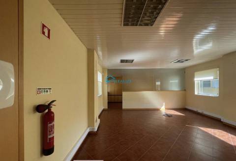 Escritório  Venda em Peso da Régua e Godim,Peso da Régua