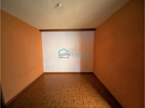 Moradia T2 Venda em Sanfins do Douro,Alijó