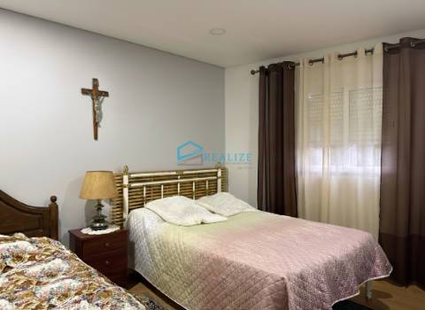 Moradia Térrea com Terreno em São Martinho de Antas