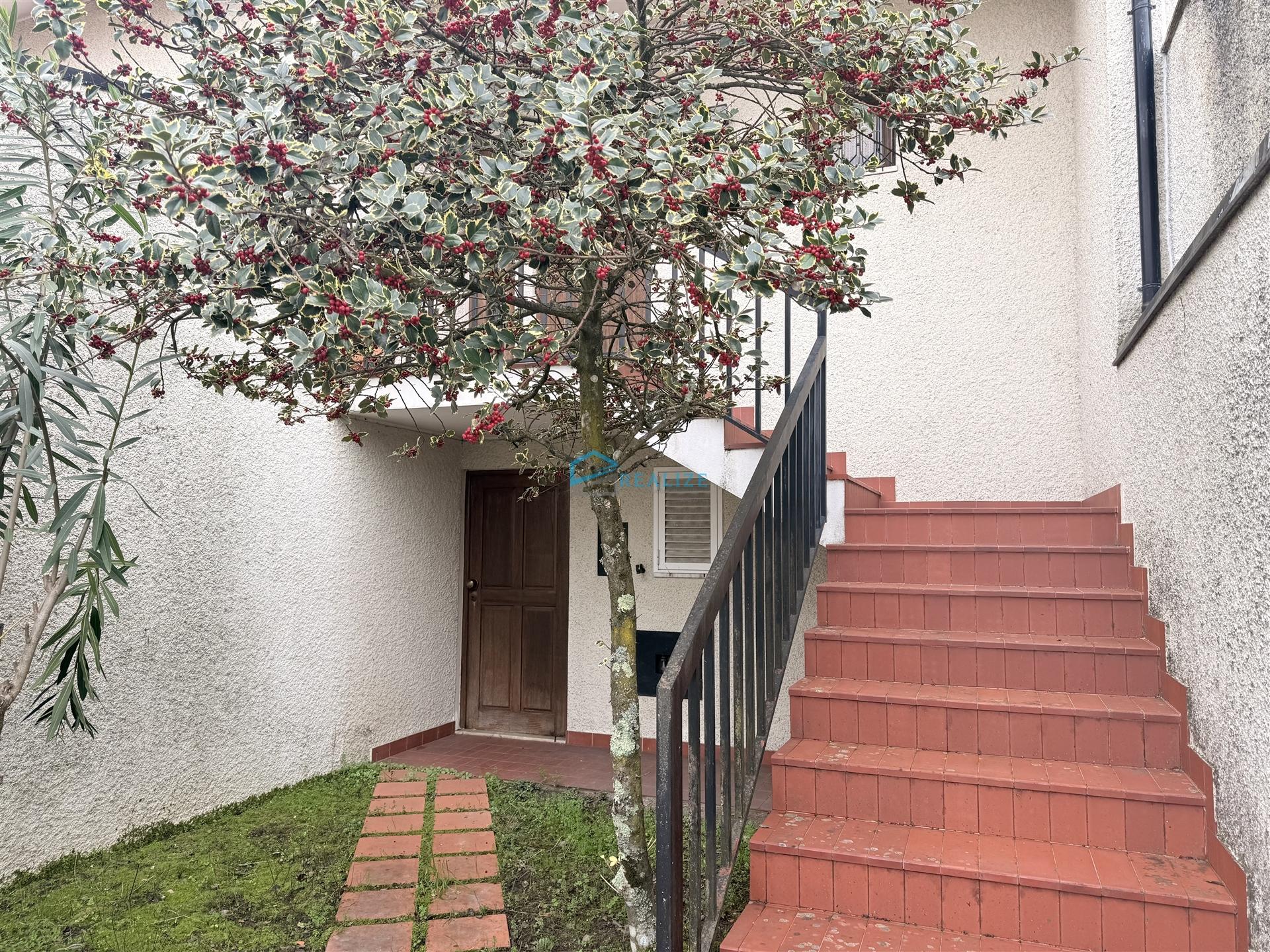 Moradia Espaçosa T5 em Montezelos