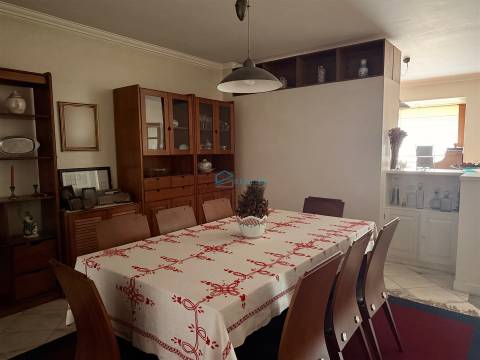 Moradia Espaçosa T5 em Montezelos