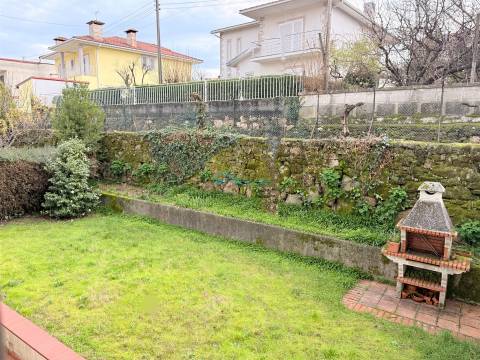 Moradia Espaçosa T5 em Montezelos