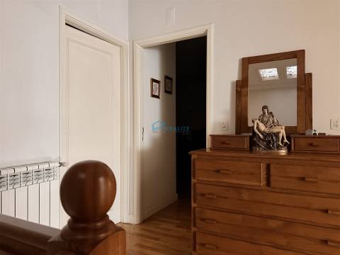 Moradia Espaçosa T5 em Montezelos