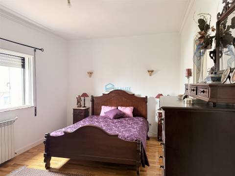 Moradia Espaçosa T5 em Montezelos