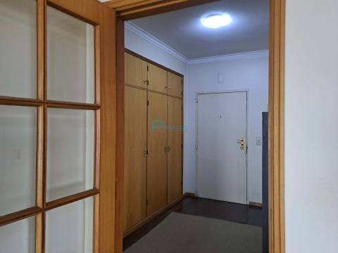 Apartamento T4 Venda em Vila Real (Nossa Senhora da Conceição, São Pedro e São Dinis),Vila Real