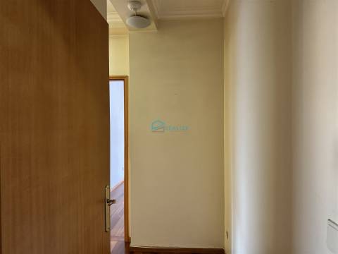 Apartamento T4 Venda em Vila Real (Nossa Senhora da Conceição, São Pedro e São Dinis),Vila Real
