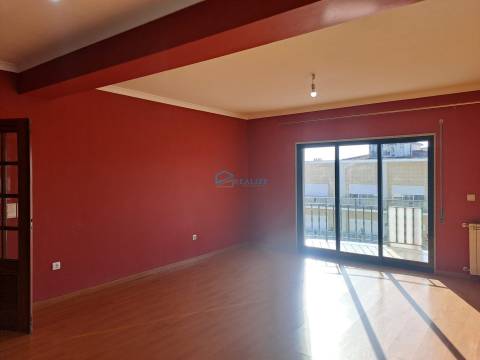 Apartamento T3 em Murça