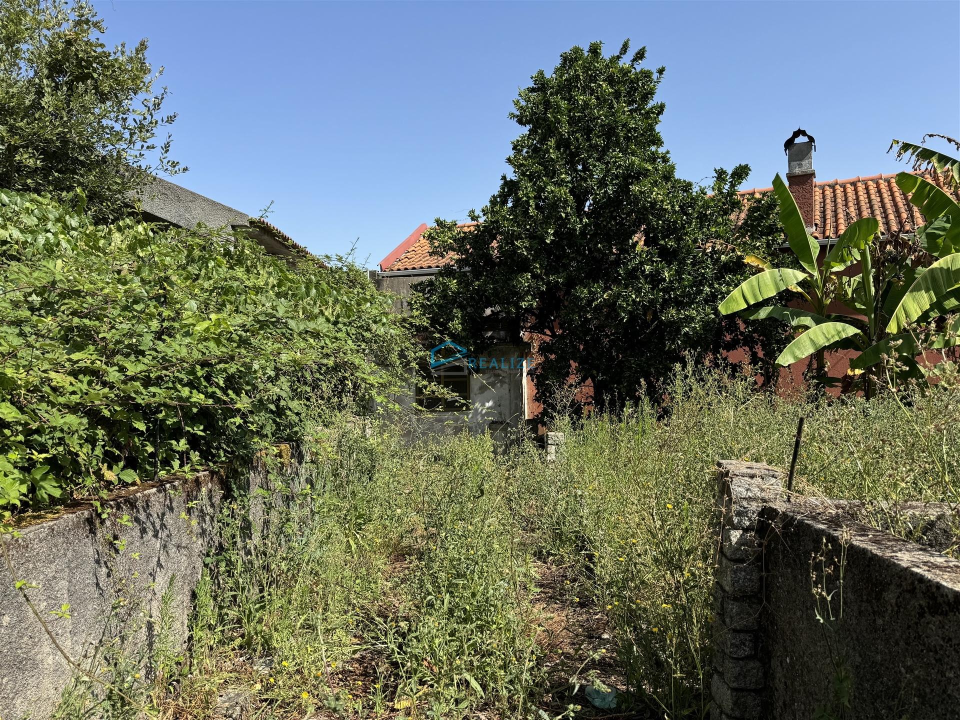 Moradia Geminada T3 Venda em Folhadela,Vila Real