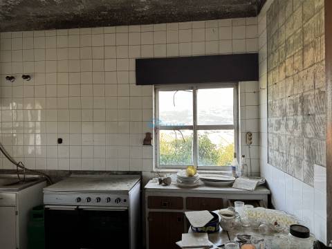 Moradia Geminada T3 Venda em Folhadela,Vila Real