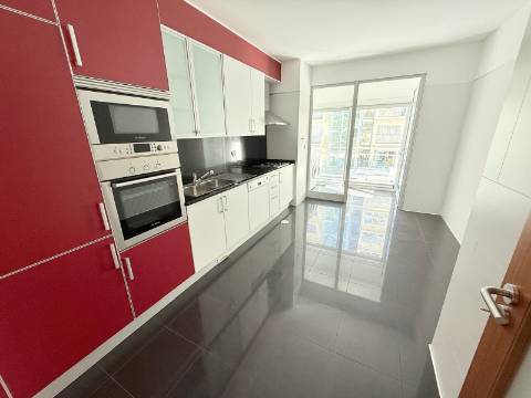 Apartamento T3 Venda em São Martinho,Funchal