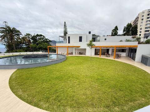 Apartamento T3 - Piscina