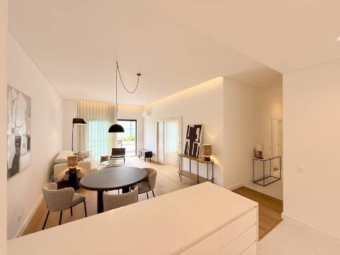 Apartamento T3 - Piscina