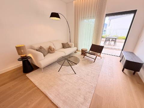 Apartamento T3 - Piscina