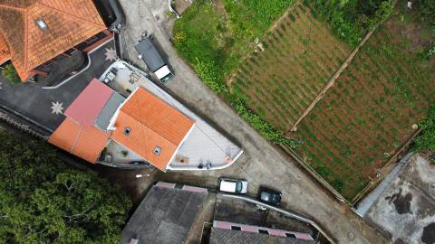 Moradia Isolada T3+1 DUPLEX Venda em Ponta do Pargo,Calheta (Madeira)