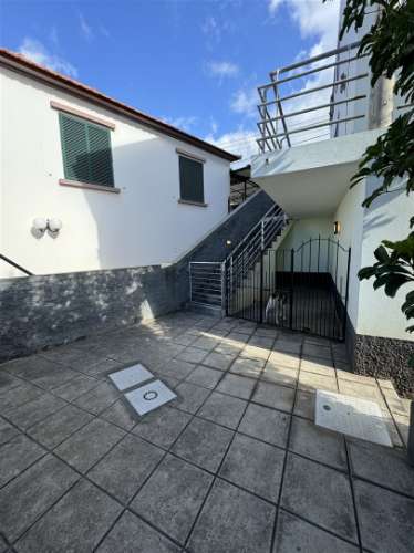 Moradia Isolada T2+1 Venda em Monte,Funchal