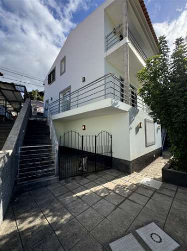 Moradia Isolada T2+1 Venda em Monte,Funchal