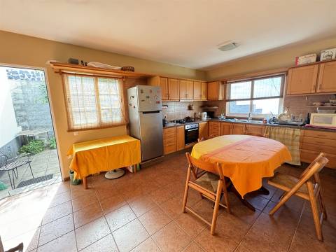 Moradia Isolada T2+1 Venda em Monte,Funchal