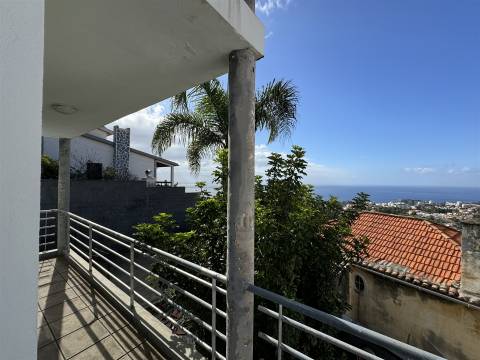 Moradia Isolada T2+1 Venda em Monte,Funchal