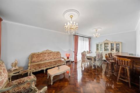 Moradia T5 Venda em Monte,Funchal