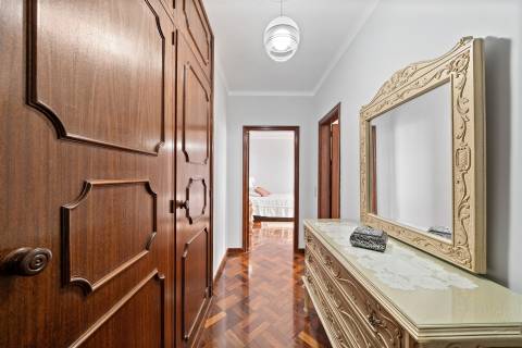 Moradia T5 Venda em Monte,Funchal