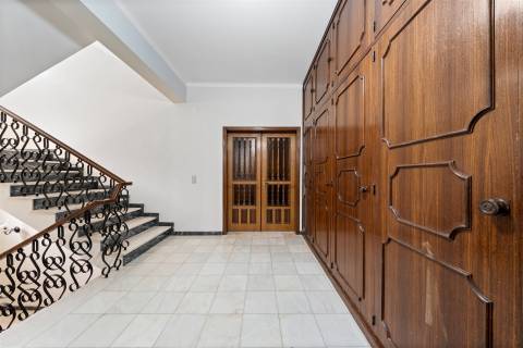 Moradia T5 Venda em Monte,Funchal