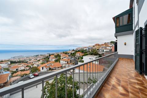 Moradia T5 Venda em Monte,Funchal