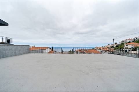 Moradia T5 Venda em Monte,Funchal