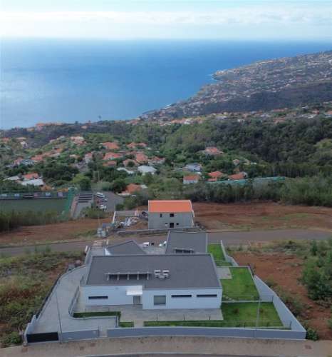 Moradia Isolada T3 Venda em Santa Cruz,Santa Cruz